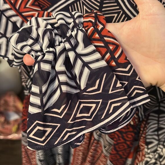 Gianni Bini Women's Size XS New Fit and Flare Mini Pullover V Neck Dress - Picture 8 of 8